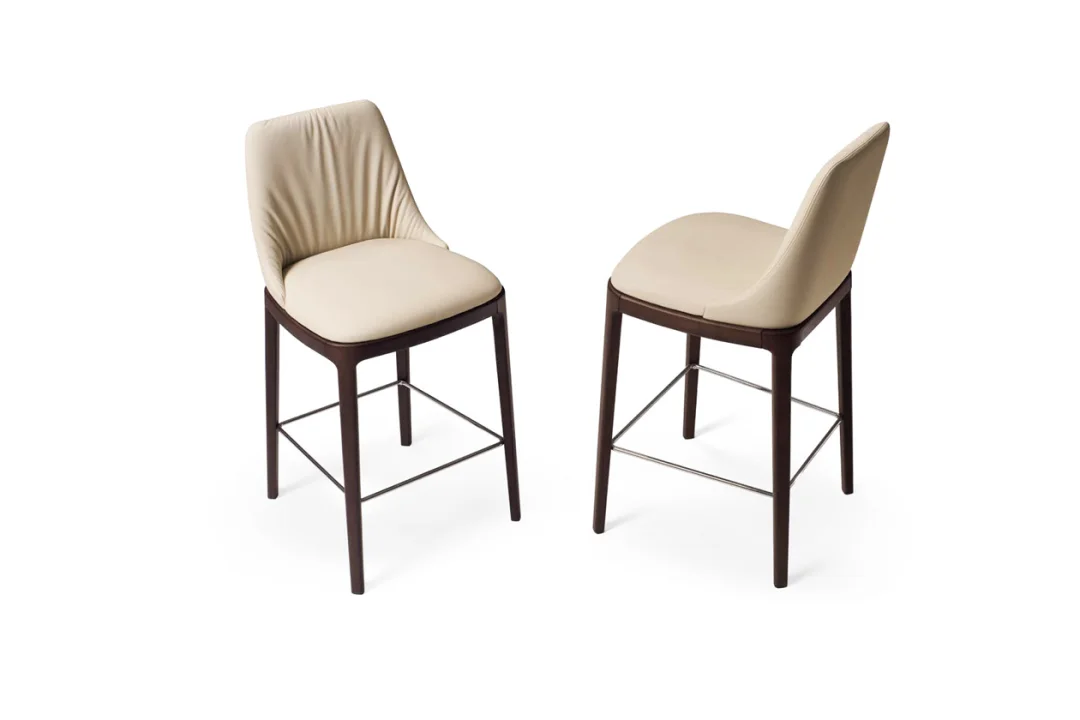 MAX STOOL_wooden base